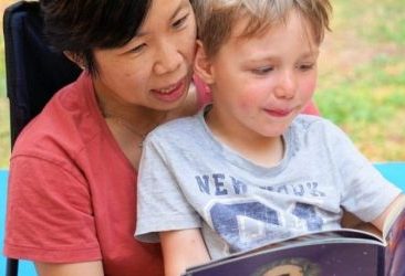 How do I get my child to read? Five easy ways